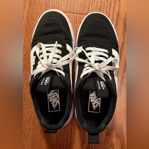 Vans Women's Range EXP Sneaker size 8